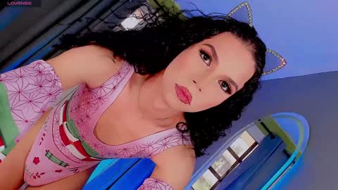 Snapshot of gatitavenecis1 chatting on 01.08.25 Vnecis Marn online show from 01.08.25