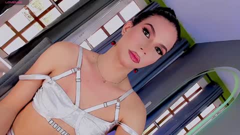 Snapshot of gatitavenecis1 chatting on 01.09.25 Vnecis Marn online show from 01.09.25