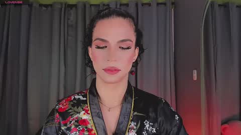 Snapshot of gatitavenecis1 chatting on 01.13.25 Vnecis Marn online show from 01.13.25