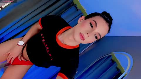 Snapshot of gatitavenecis1 chatting on 01.15.25 Vnecis Marn online show from 01.15.25