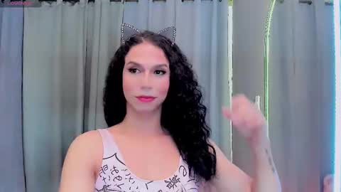 Snapshot of gatitavenecis1 chatting on 03.05.25 Vnecis Marn online show from 03.05.25