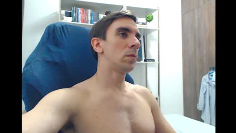 Snapshot of gatosarado23 chatting on 01.08.25 gatosarado23 online show from 01.08.25