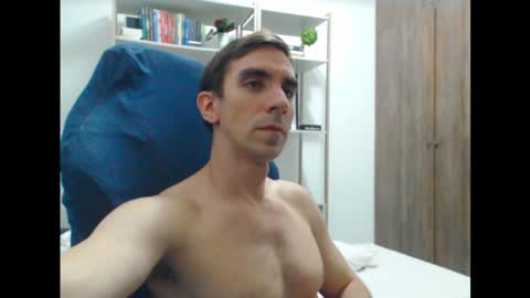 Snapshot of gatosarado23 chatting on 01.19.25 gatosarado23 online show from 01.19.25