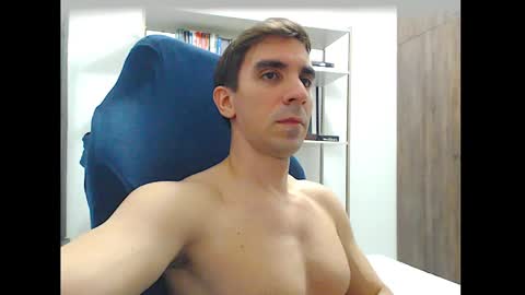 Snapshot of gatosarado23 chatting on 11.01.25 gatosarado23 online show from 11.01.25