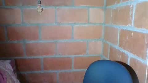 Snapshot of gattitosexy_95 chatting on 10.24.25 gattitosexy_95 online show from 10.24.25