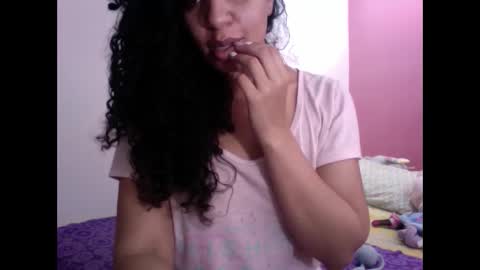 Snapshot of gatubelahotxxx chatting on 01.14.25 gatubelahotxxx online show from 01.14.25