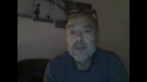 Snapshot of gavinbamber21 chatting on 10.05.25 gavinbamber21 online show from 10.05.25