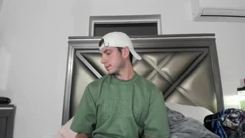 Snapshot of gayndepressed chatting on 11.20.25 Trace online show from 11.20.25