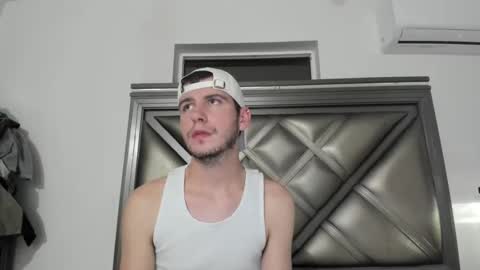 Snapshot of gayndepressed chatting on 11.23.25 Trace online show from 11.23.25