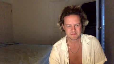 gcsurfer81 online show from 01.01.25