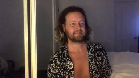 gcsurfer81 online show from 10.26.25