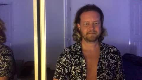 gcsurfer81 online show from 11.03.25