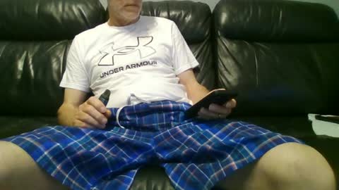 Snapshot of geeezer64 chatting on 06.15.26 geeezer64 online show from 06.15.26