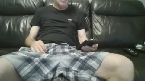 Snapshot of geeezer64 chatting on 06.30.26 geeezer64 online show from 06.30.26