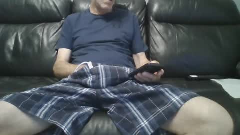 Snapshot of geeezer64 chatting on 07.21.26 geeezer64 online show from 07.21.26