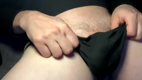 Snapshot of geeospot chatting on 10.13.25 geeospot online show from 10.13.25