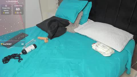 Snapshot of gemarodriguez_ chatting on 02.21.25 Gemma online show from 02.21.25