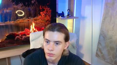 Snapshot of gemdominus chatting on 09.29.25 Gem Dominus online show from 09.29.25