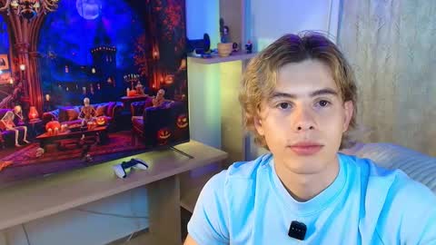 Snapshot of gemdominus chatting on 10.07.25 Gem Dominus online show from 10.07.25