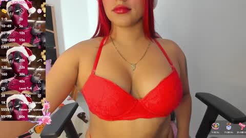 Snapshot of gemenis_dy_ chatting on 12.20.24 Geminis online show from 12.20.24