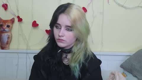 Ilona online show from 10.27.25