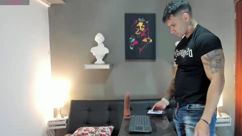 gendersonfit online show from 12.04.24