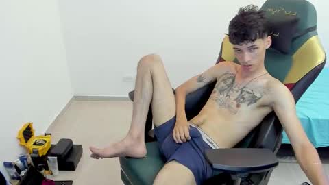 Snapshot of gendo_05 chatting on 01.15.26 GENDO online show from 01.15.26