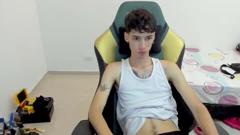 Snapshot of gendo_05 chatting on 01.18.26 GENDO online show from 01.18.26