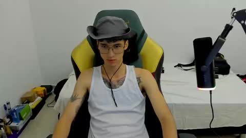 Snapshot of gendo_05 chatting on 02.16.26 GENDO online show from 02.16.26