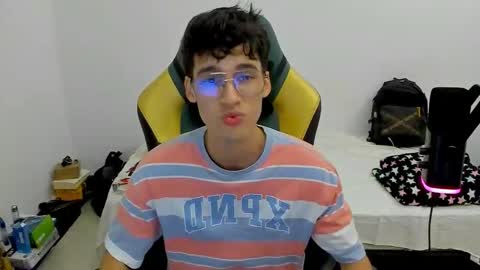 Snapshot of gendo_05 chatting on 02.18.26 GENDO online show from 02.18.26