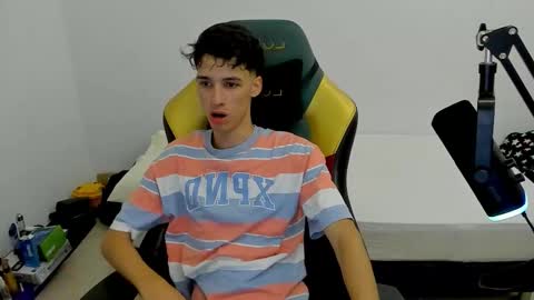 Snapshot of gendo_05 chatting on 02.19.26 GENDO online show from 02.19.26