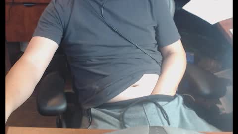 Snapshot of genefun chatting on 12.16.25 genefun online show from 12.16.25