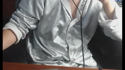 Snapshot of genefun chatting on 04.05.26 genefun online show from 04.05.26