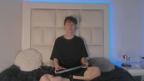 Snapshot of genesis_js chatting on 01.06.26 genesis_js online show from 01.06.26