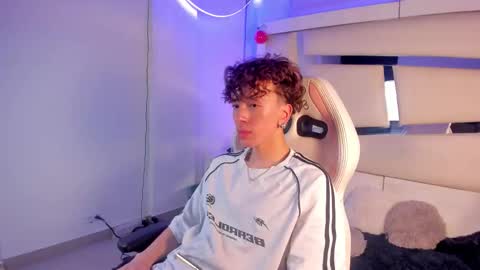 Snapshot of genesis_js chatting on 01.15.26 genesis_js online show from 01.15.26