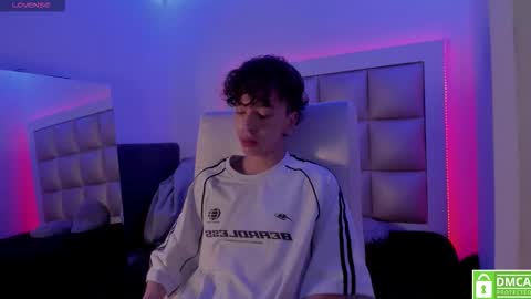 Snapshot of genesis_js chatting on 03.05.26 genesis_js online show from 03.05.26