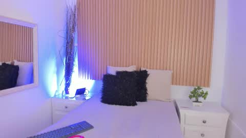     online show from 02.25.26