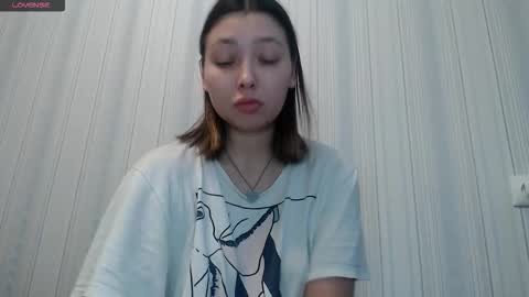 genev__ievee online show from 01.19.26