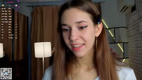 Snapshot of geniafrend chatting on 09.14.25 Amely online show from 09.14.25