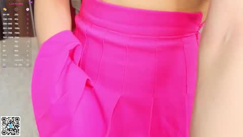 Snapshot of geniafrend chatting on 09.21.25 Amely online show from 09.21.25