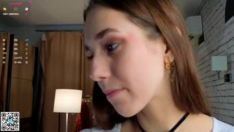 Snapshot of geniafrend chatting on 10.08.25 Amely online show from 10.08.25