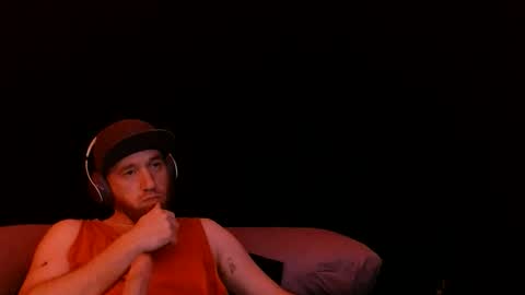 Snapshot of genitalwars chatting on 01.08.26 genitalwars online show from 01.08.26