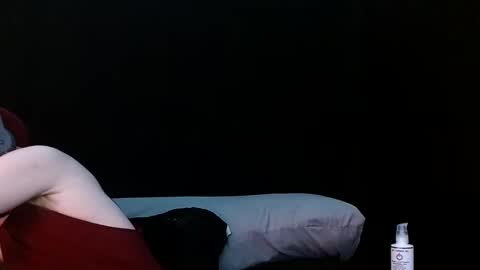 Snapshot of genitalwars chatting on 01.10.26 genitalwars online show from 01.10.26