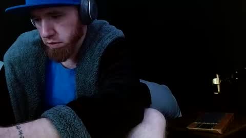 Snapshot of genitalwars chatting on 01.13.26 genitalwars online show from 01.13.26