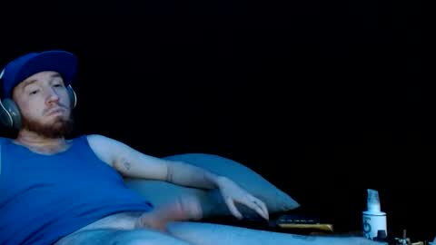 Snapshot of genitalwars chatting on 01.17.26 genitalwars online show from 01.17.26