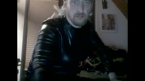 Snapshot of genius1606 chatting on 09.09.25 genius1606 online show from 09.09.25