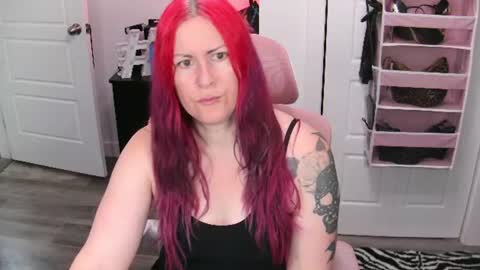 Genny Rock   and  online show from 06.12.26