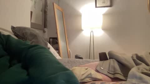 Snapshot of gentle_stranger chatting on 02.05.25 Gentle Stranger online show from 02.05.25