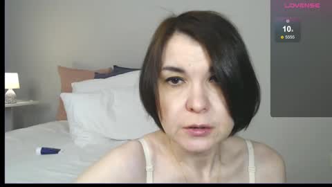 Snapshot of gentlywomen chatting on 02.22.25 Elena online show from 02.22.25