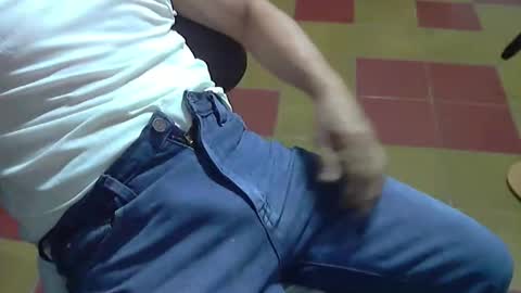 Snapshot of genuino2019 chatting on 01.11.26 Genuino online show from 01.11.26